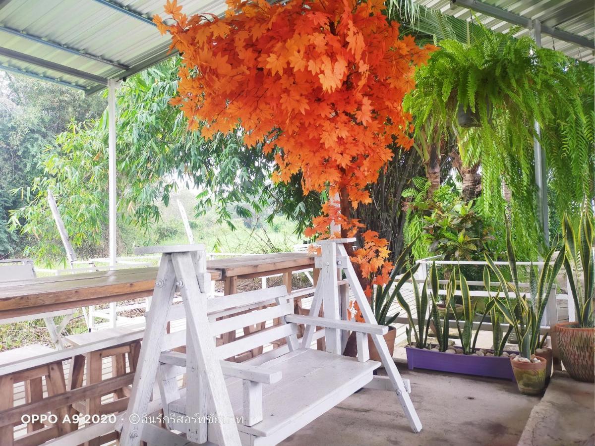 In Love Resort Chainat Exterior photo